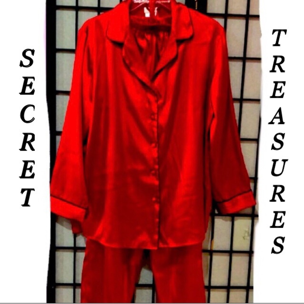 ♥️ SECRET TREASURES 2pc red satin sleepwear set size S NWOT - Picture 1 of 8